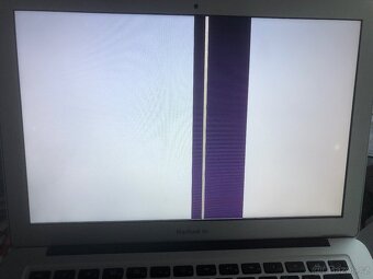 Macbook Air A1369 na náhradní díly - 4