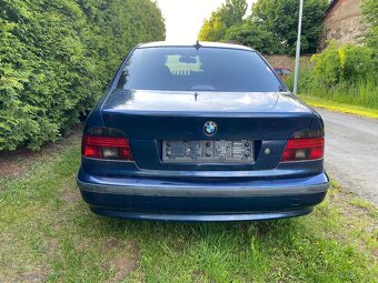 Bmw e39 528i - 4