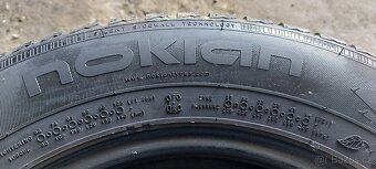 Zimní pneu 195/65R15 Nokian - 4