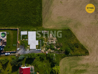 Prodej pozemku 1443 m2 s projektem a hotovými základ, 132665 - 4