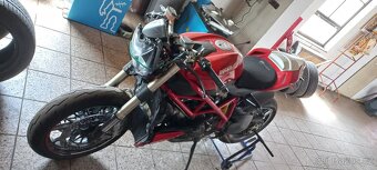 DUCATI STREETFIGHTER 848 HAVAROVANÝ - 4