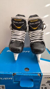 Prodám brusle Bauer Supreme 3S Pro Jr., vel. 1.5 D - 4