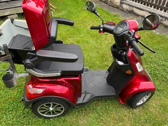 Čtyřkolový elektrický vozík SELVO 41000 EB / Lí - 4