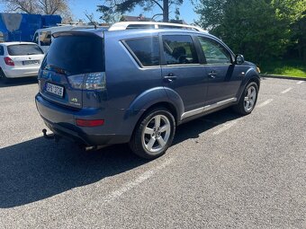 Mitsubishi outlander 2 - 4
