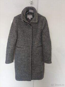 Krásný vlněný kabát zn. H&M, vel 36 - 4
