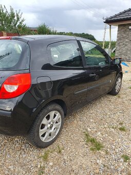 Renault Clio III- 1.4 72 kW - 4