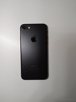 iPhone 7, 32 GB, černý - 4