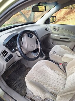 Hyundai Tucson 4x4 2.0 crdi 82kW - 4