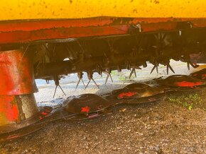 Čelní sekačka Poettinger s kondicionérem. - 4