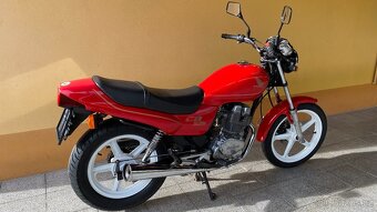 Honda CB 250 / Two Fifty / původní stav / zimní cena - 4