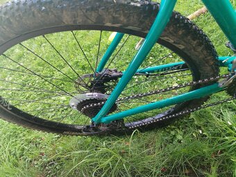 FOCUS - WHISTLER 3.6 29" Blue Green 42 Původní cena 18999 K - 4