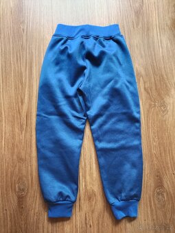 2x Softshellové tepláky vel.122 - 4