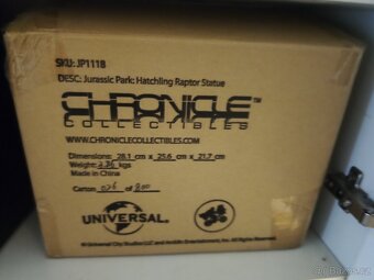 Chronicles colletibles hatchling 1:1 - 4