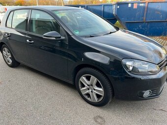 Volkswagen Golf 6 1.4 MPI 69tkm Černá metal - 4