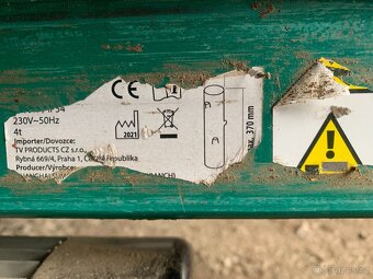 Štípačka dřeva - 4