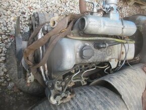 motor mercedes - 4