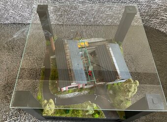 Kolejiště v Ikea stolku, mašinky H0/H0f, diorama vláčky - 4