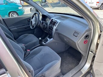 Hyundai Tuscon 2.0CRDI 4x4 NÁHRADNÍ DÍLY - 4