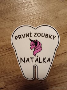 Krabička s přihrádkami na mléčné zoubky - 4