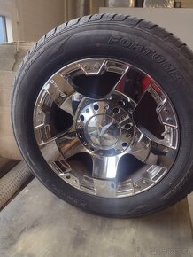 255/55r18 - 4