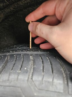 SUV 4x kola letní Nokian 225/60 R17 99H - 4