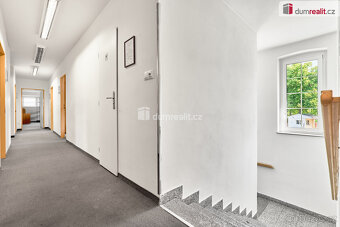 Nájem kanceláří v administrativní budově v Karlových Varech - 4