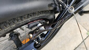Dětské kolo 16" Btwin Dark Hero - 4