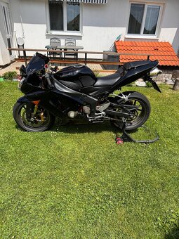 Kawasaki zx6r 2006 (A2 25Kw) - 4