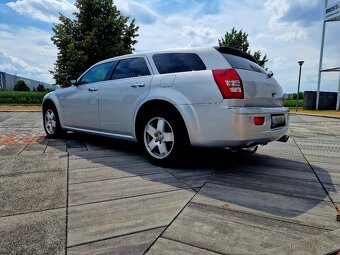 Chrysler 300C 5.7 V8 Hemi 4x4 - 4