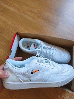 Různé druhy obuvi značky NIKE - úplně nové - 4