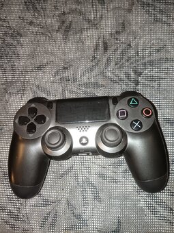 PS4 pro repasovaný - 4
