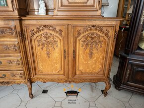 Vitrínová skříň - stěna - Ludvík - LOUIS XV s hodinami - 4
