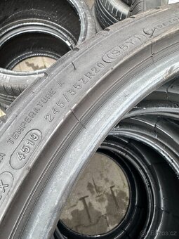 Michelin PilotSport Cup 2 - 245/35 R20 a 295/30 R20 - 4