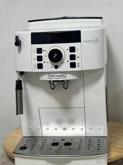 Delonghi Magnifica s - 4
