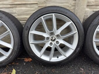 5x112 r18, 215/45 Goodyear Eagle F1 letni - 4
