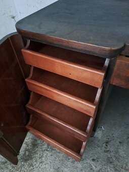 Dubový psací stůl - 4