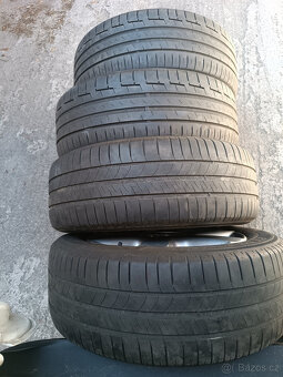 VW Golf 5 - alu disky 6,5x16 et50 + letní 205/55/16 - 4