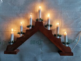 Prodám dva dřevěné svícny - 4