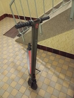 Elekrokoloběžka Hecht - 4