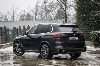 BMW X5 xDrive M50d 294kW - 4