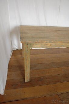 Rustikální jídelní stůl - vyčesávané dřevo - 4