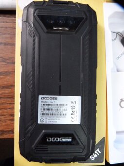 Doogee - 4