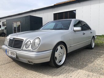 Mercedes Benz W210 E420 V8 - 4