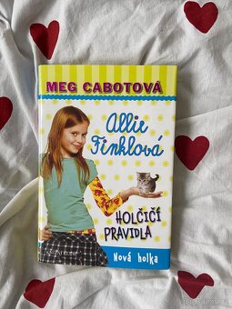 knížky Holčičí pravidla - 4