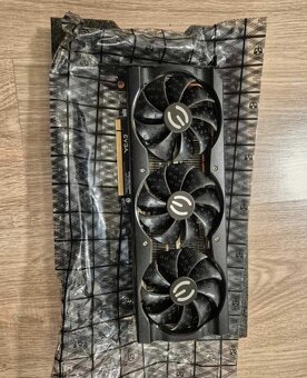RTX 3070 XC3 - Ultra Gaming EVGA - 4