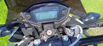Honda CB500F - 4