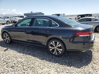 2022 Volkswagen Passat SE 2.0L FWD - 4