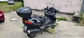 Suzuki Burgman 650 r.v.2003 - 4