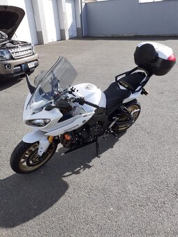 Yamaha FZ 8 - 4