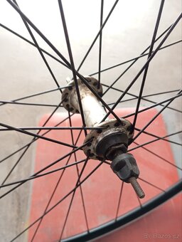 Přední zapletené kolo 28" ALU ráfek - 4